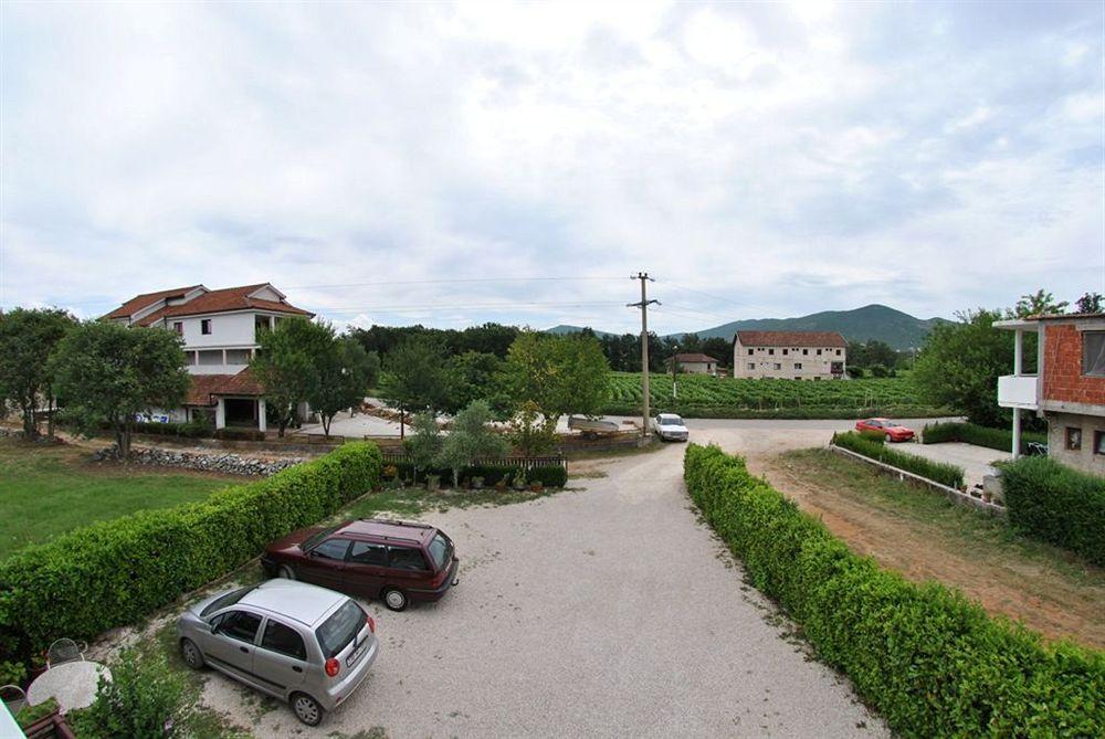 Pansion Ivanka Barac Međugorje Exteriör bild